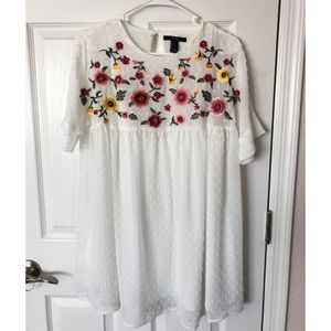 Forever 21 | White Embroidered Baby Doll dress